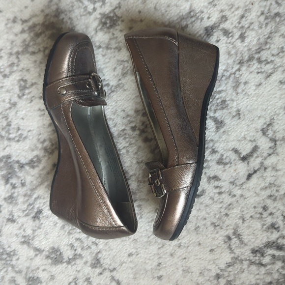 Marc Fisher Square Toe Wedges | size 6 - Picture 6 of 7